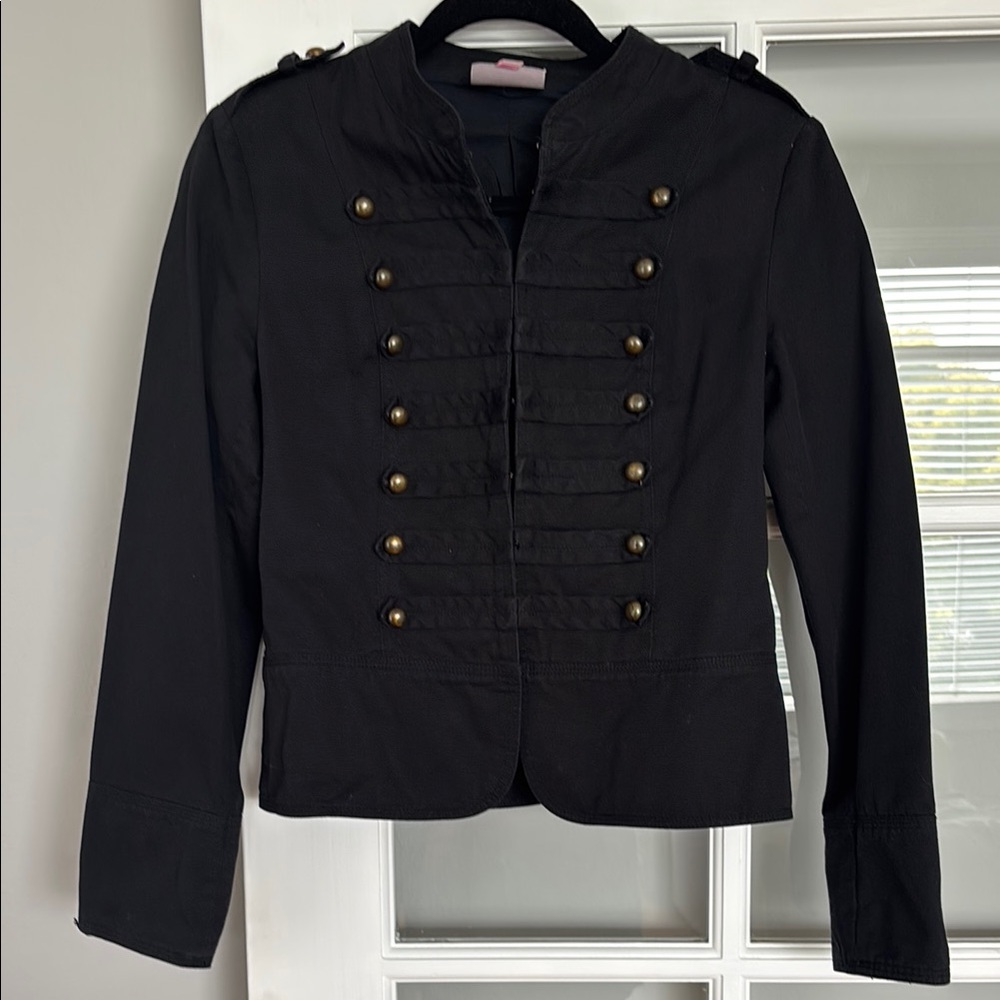 Romeo & Juliet Couture Black Blazer